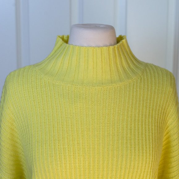 NEW Max Studio Lime Green Sweater - Picture 5 of 8